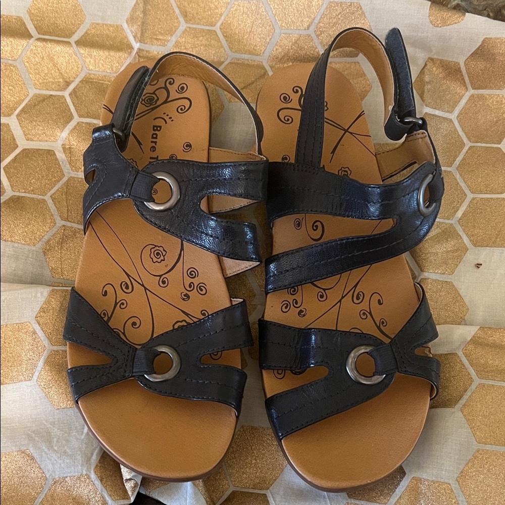 BareTraps Black Sandals